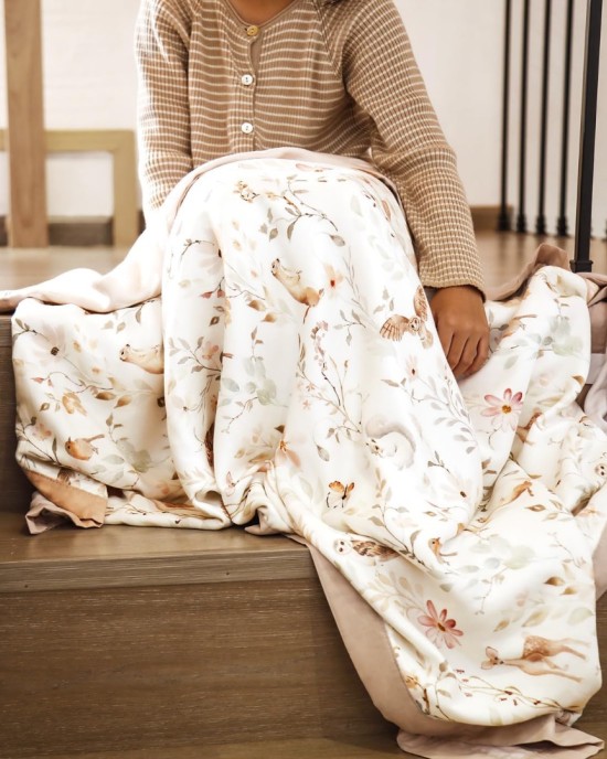 GRSSDER Muslin Cotton Quilt Blanket - Silky Soft and Breathable Baby Blanket Quilt, Oversized Muslin Blankets for Newborns, Toddlers & Kids, 6 Layers Reversible Design for All Seasons, 47" x 47"